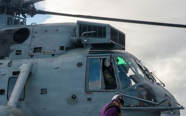 Peruvian Navy departs USS Essex during RIMPAC 26