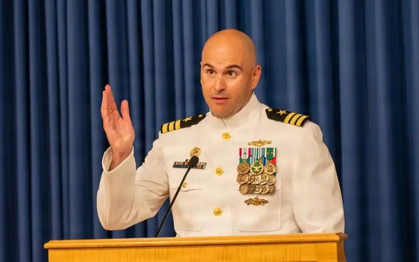 IWTC Virginia Beach conducts change of command ceremony