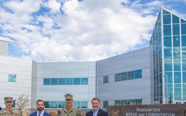Mr. Buemi visits NORAD, USNORTHCOM