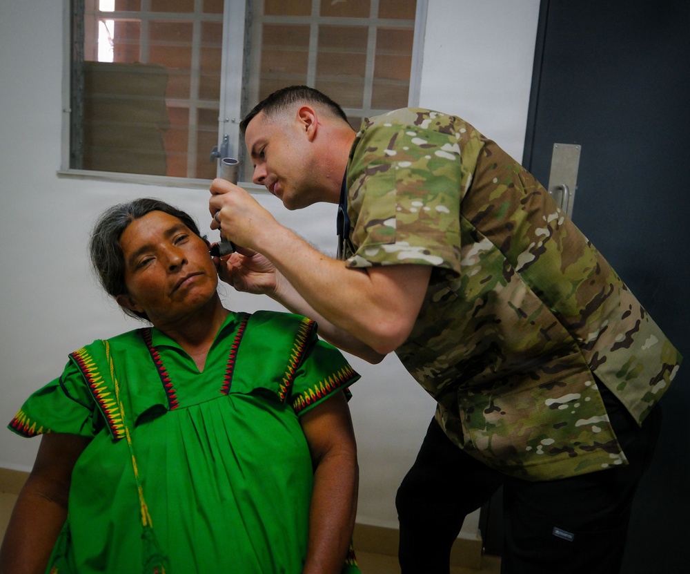 U.S. Army provide medical care throughout the Ngabe-Buglé Comarca