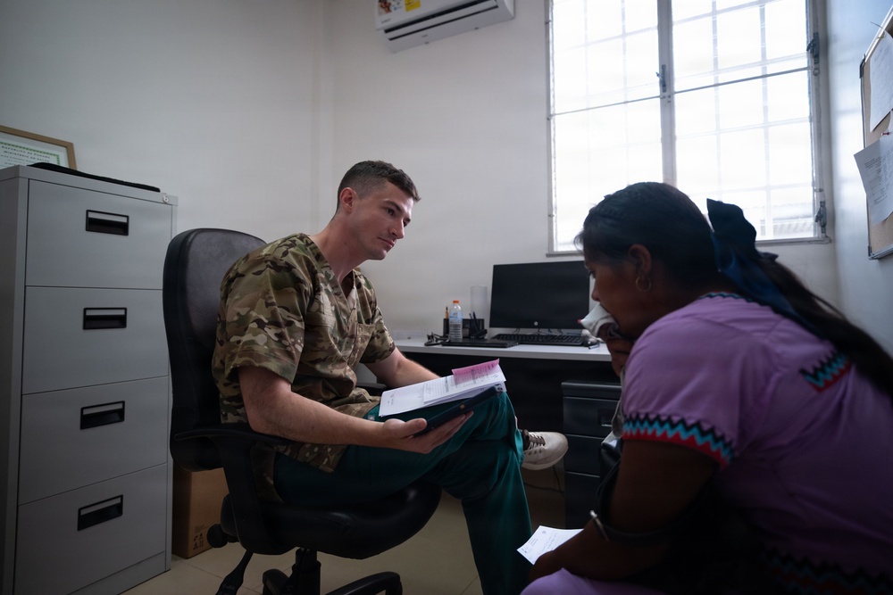 U.S. Army provide medical care throughout the Ngabe-Buglé Comarca