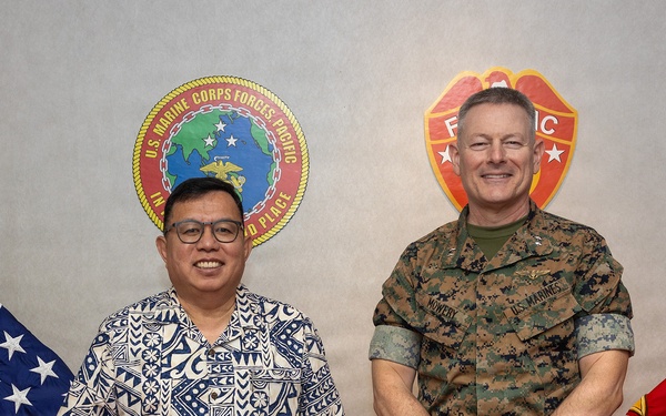 MARFORPAC deputy commander meets with retired Republic of Korea Army Lt. Gen. In-bum Chun