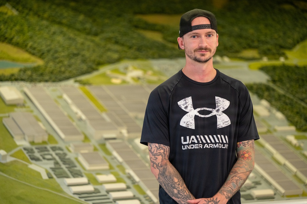 Tobyhanna celebrates continued service of three team members on National Hire a Veteran Day
