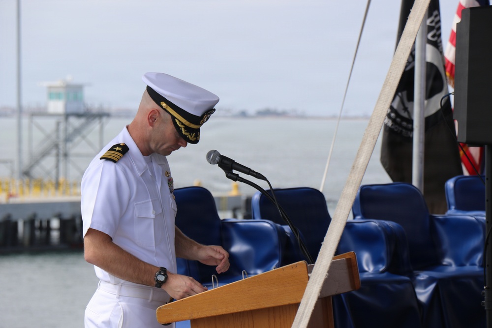 Change of Command Ceremony held onboard USS Omaha (LCS 12) [Image 1 of 3]