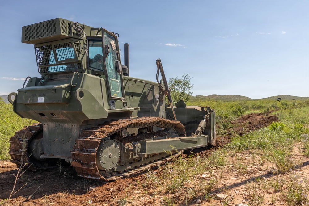 JTF-SB Marines Clear Border Vegetation to Support Border Patrol