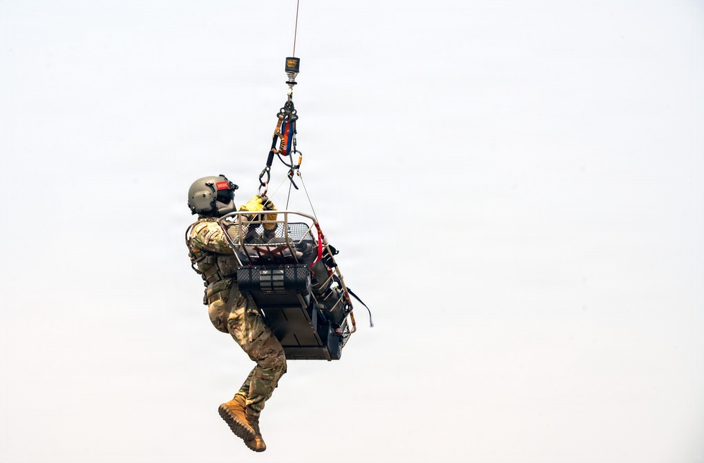 Montana Army National Guard trains with new hoist rescue system
