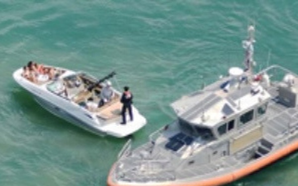Coast Guard, partners conduct patrols during busy boating weekend in Chicago