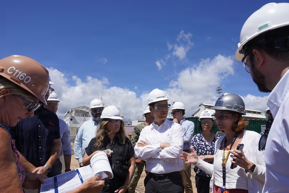 Pearl Harbor Naval Shipyard hosts congressional staff delegation