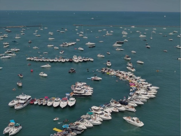Coast Guard, partners conduct patrols during busy boating weekend in Chicago