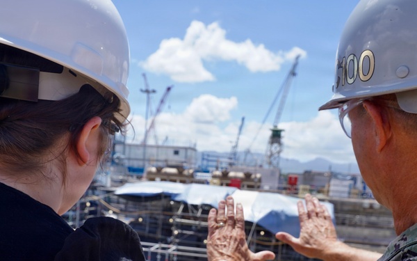 Pearl Harbor Naval Shipyard hosts congressional staff delegation