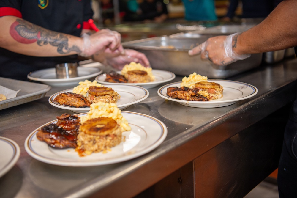 USS Essex hosts an "Iron Chef" competition during RIMPAC 2026
