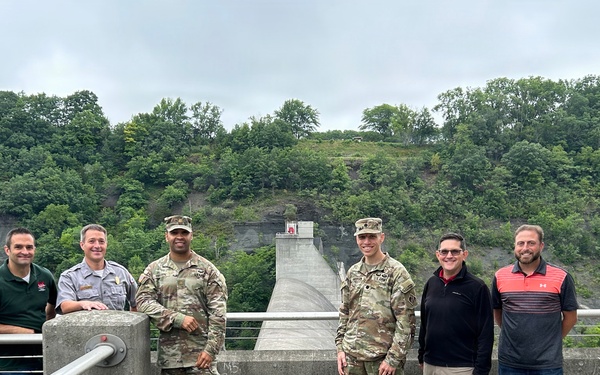 Buffalo District Commander Gets Firsthand Look at Buffalo District Mission Delivery