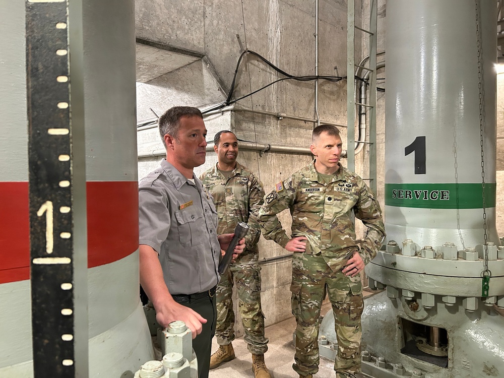 Buffalo District Commander Gets Firsthand Look at Buffalo District Mission Delivery