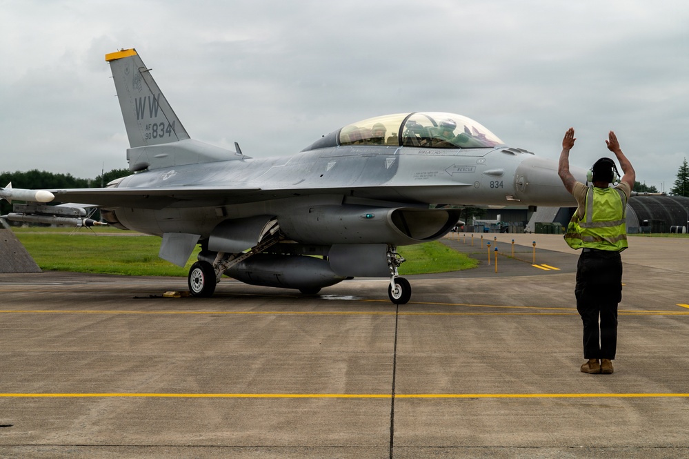 Strengthening the Alliance: F-16 Fam Flight