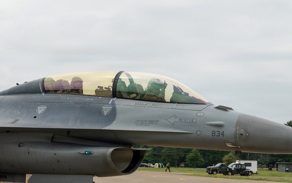 Strengthening the Alliance: F-16 Fam Flight