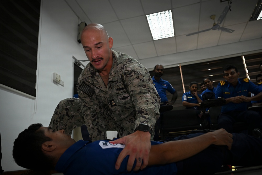 U.S., Sri Lanka Navy Conduct Medical Subject Matter Expert Exchange during CARAT Sri Lanka 26