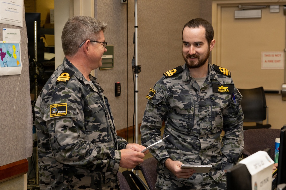 Royal Australian Navy maritime logistics officers strengthen coordination during RIMPAC 2026