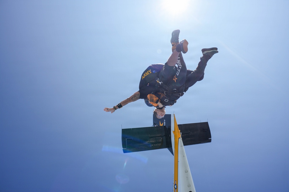Golden Knights Tandem Team Hosts Community Leaders, Athletes for Jump Over Frederick, Maryland