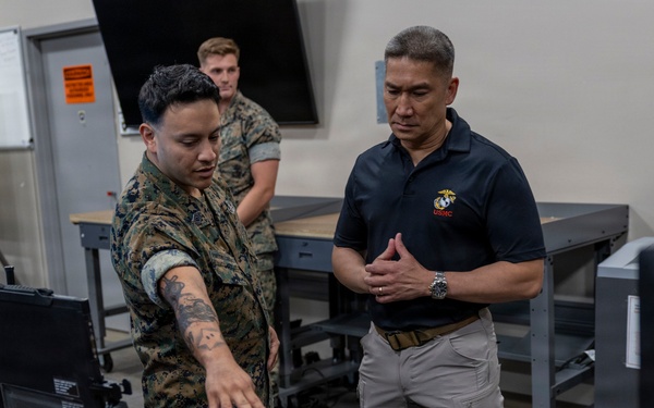 SECNAV Visits Camp Lejeune