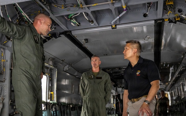 SECNAV Visits Camp Lejeune