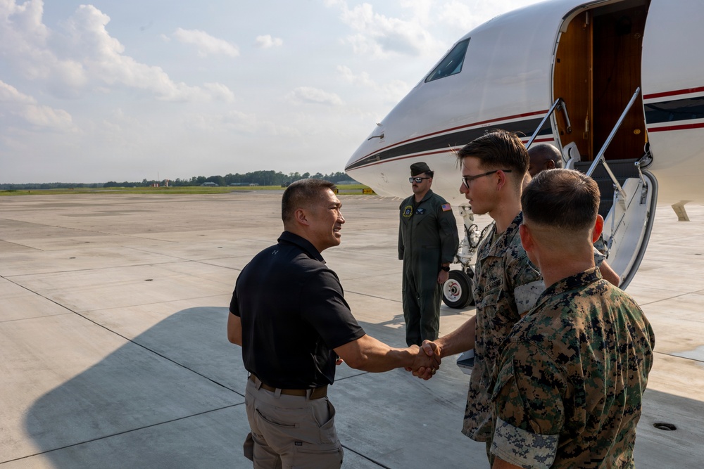 SECNAV Visits Camp Lejeune