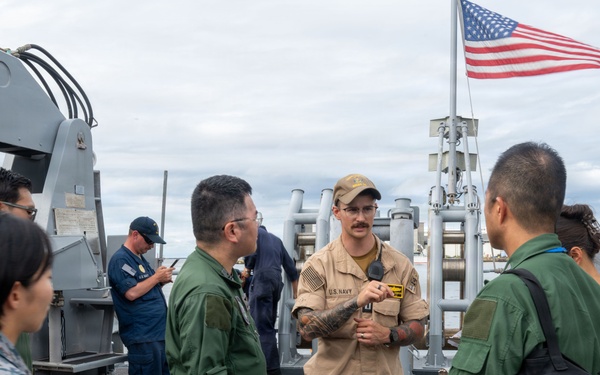 USS Chief (MCM-14) port visit to Niigata, Japan