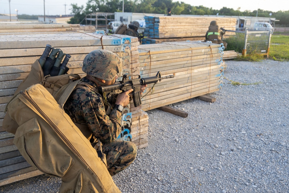 MAG-36 service members demonstrate medical response techniques