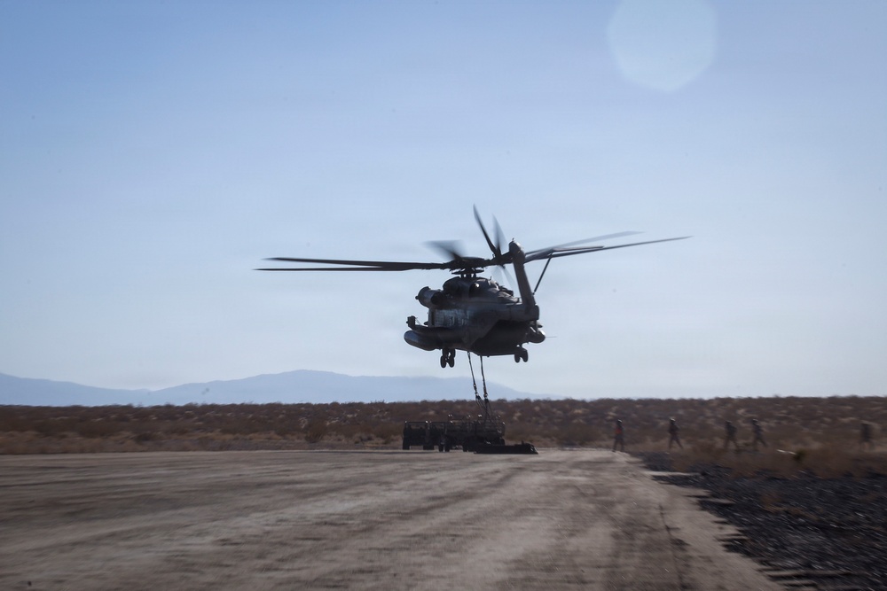 Hook and Go: CLB-2, HMH-462 HST