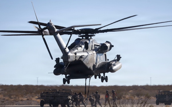 Hook and Go: CLB-2, HMH-462 HST