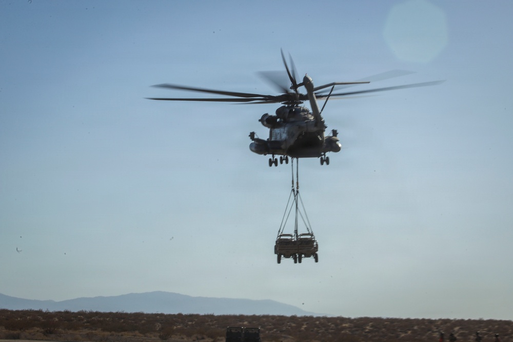 Hook and Go: CLB-2, HMH-462 HST