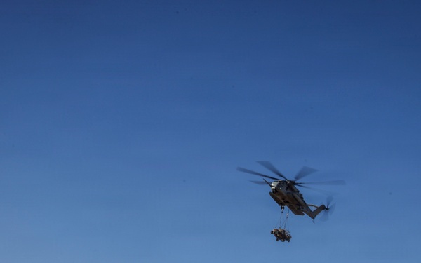 Hook and Go: CLB-2, HMH-462 HST