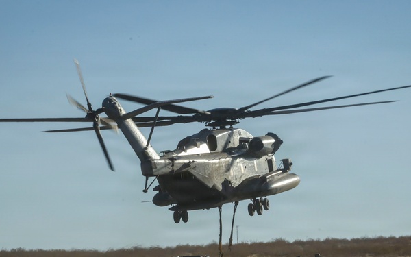 Hook and Go: CLB-2, HMH-462 HST