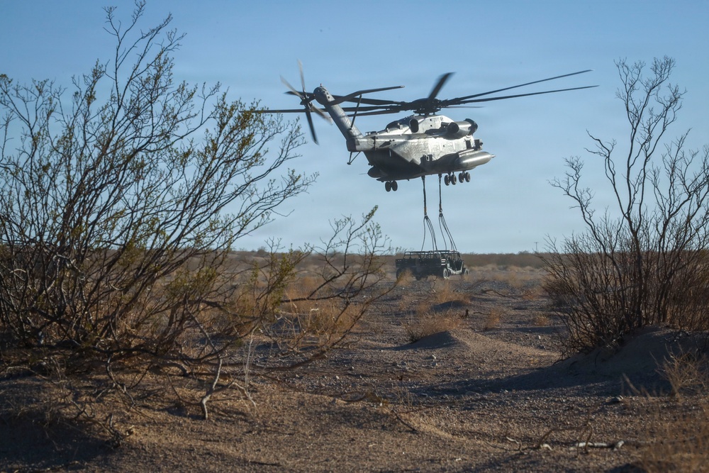 Hook and Go: CLB-2, HMH-462 HST