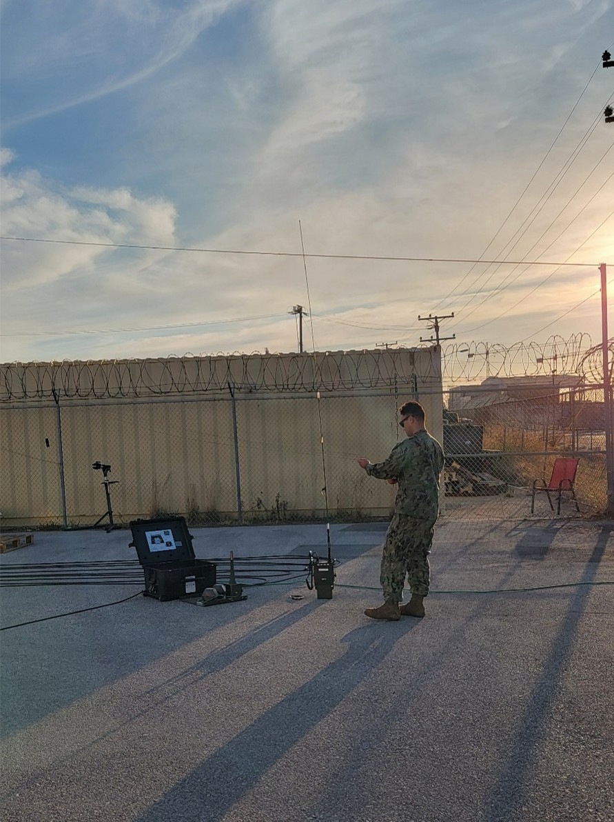 Field Expedient Antenna Set Up