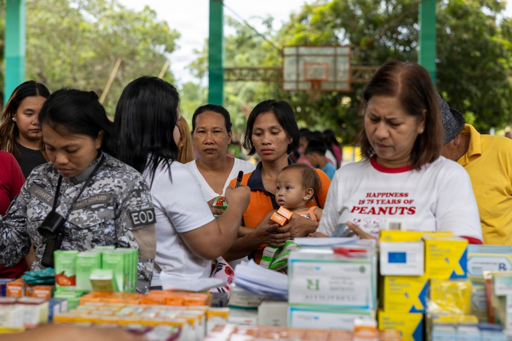 Filipino Medical Teams Deliver Vital Healthcare in Borac