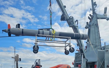 U.S. Navy UUV Loaded onto Danish Navy Ship