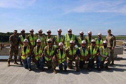 Corps of Engineers Western Area Office team receives national award