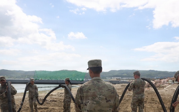 3rd MLG, ROK forces conduct joint fuel and water operations during CJLOTS 26