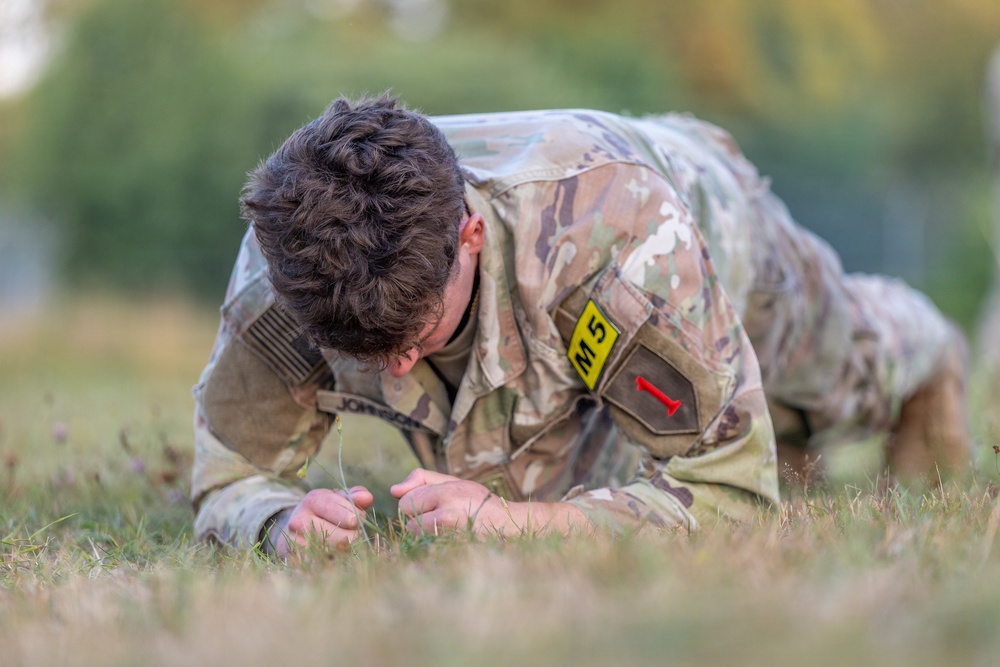 1st Infantry Division Soldiers Tackle AFT at USAREUR-AF Best Squad Competition