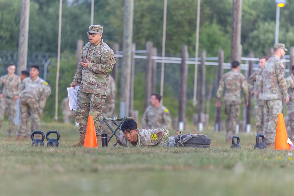 1st Infantry Division Soldiers Tackle AFT at USAREUR-AF Best Squad Competition
