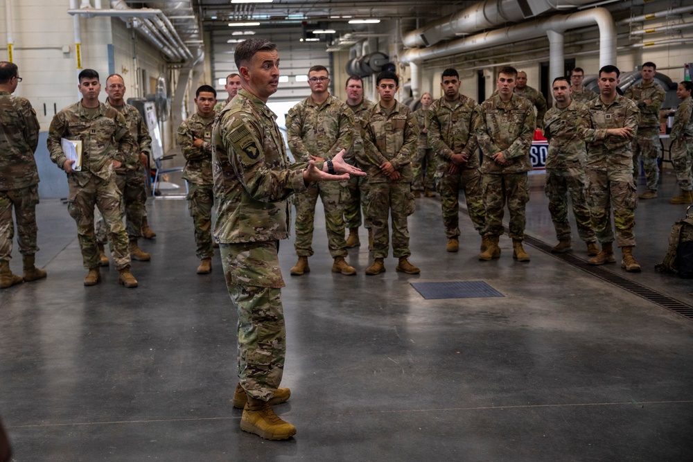 1st Combat Aviation Brigade Conducts Deployment Manifest