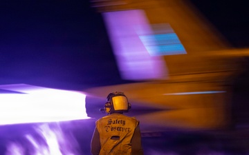 USS George H.W. Bush (CVN 77) Conducts Night Flight Operations
