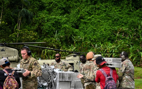 Joint Task Force-Bravo collaborates with Servicio Nacional Aeronaval to deliver bridge materials