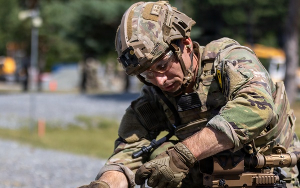 U.S. Army Europe and Africa Best Squad Competitors Conduct M240B Live-Fire