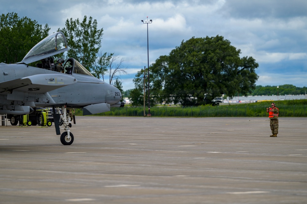Peck Marshals A-10 Thunderbolt II to Parking Spot