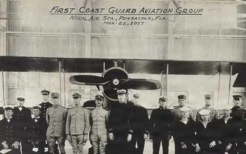 DeCA commemorates the Coast Guard Birthday