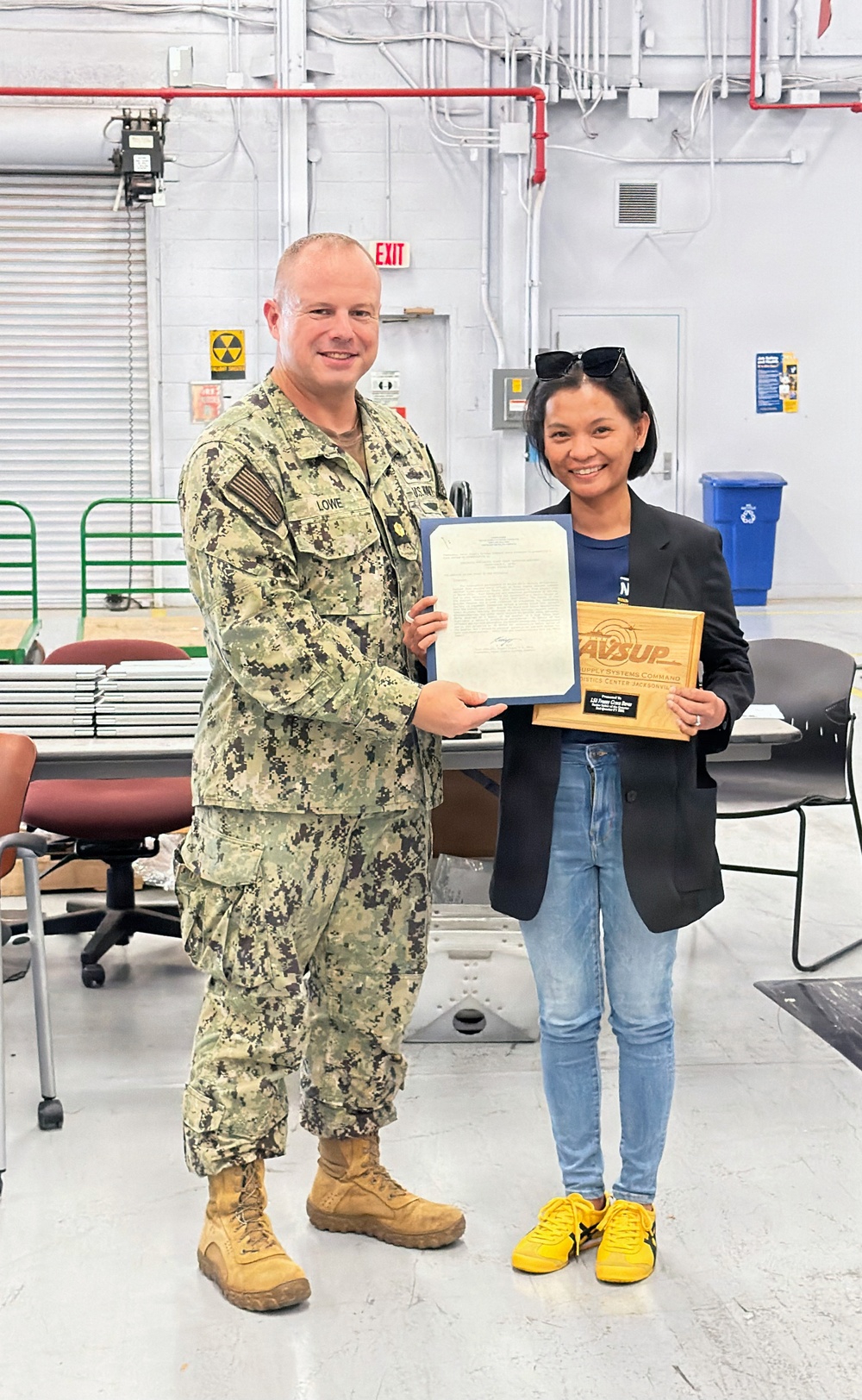 LS1 Frenny Deves receives Senior Sailor of the Quarter award