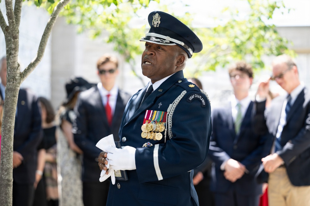 Military Funeral Honors are Conducted for U.S. Air Force Capt. Robert Gilliland Sr.