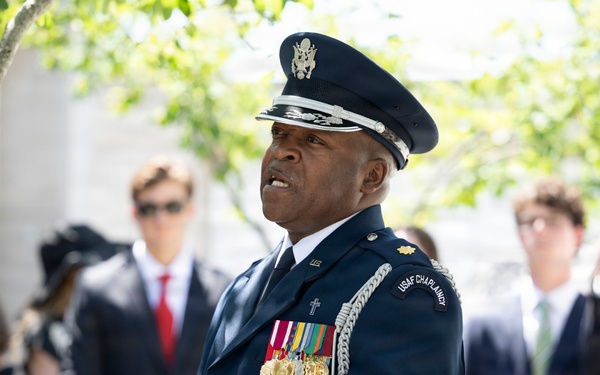 Military Funeral Honors are Conducted for U.S. Air Force Capt. Robert Gilliland Sr.
