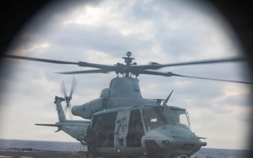 USMC Col. Lynch visits USS Gridley